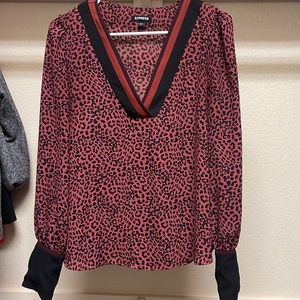 Long sleeve V neck blouse